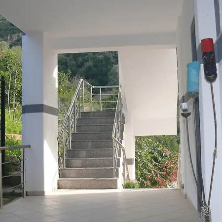 Apart Otel Erviliano 4*