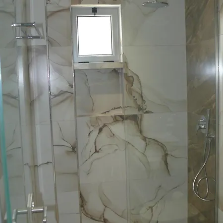 Erviliano Hotel apartamentowy 4*