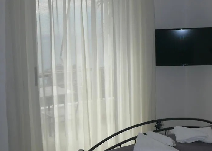 Erviliano 아파트호텔 4*